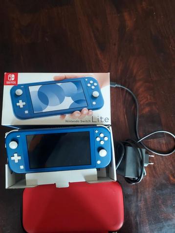 Nintendo switch light blauw beschikbaar voor biedingen