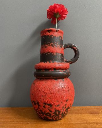 70 jaren D67 SCHEURICH zwarte vaas oor ribbels rode FAT LAVA beschikbaar voor biedingen