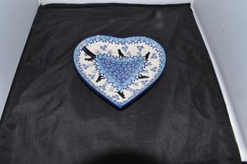 Heart dish Puppy  Bunzlau Castle servies beschikbaar voor biedingen