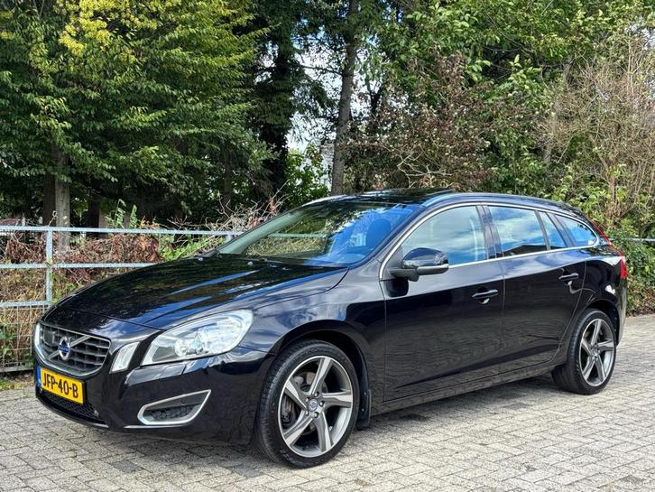 Volvo V60 T6 304pk Geartronic AWD 2012 Zwart, Auto's, Volvo, Bedrijf, Te koop, V60, 4x4, ABS, Achteruitrijcamera, Adaptive Cruise Control