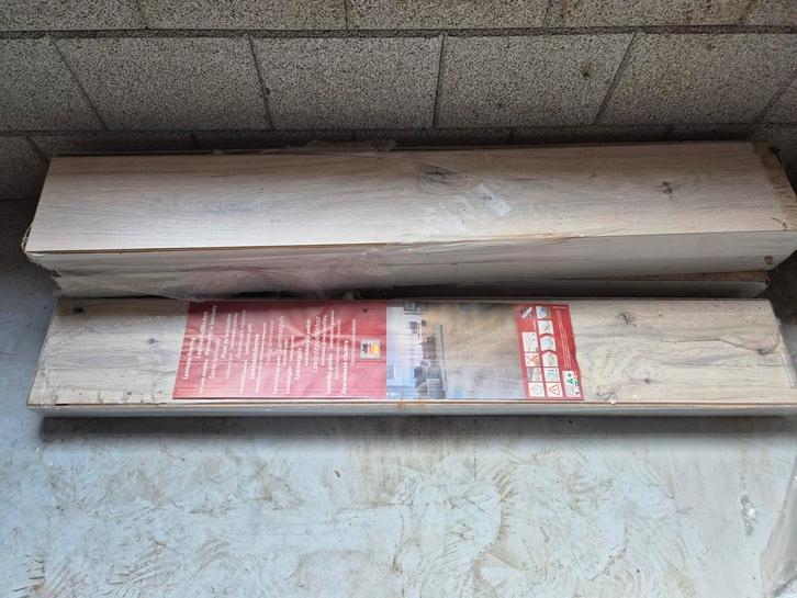 Kliklaminaat - Nieuw in verpakking, Doe-het-zelf en Verbouw, Vloerdelen en Plavuizen, Nieuw, Laminaat, Kunststof, 50 tot 150 cm