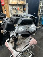 Piaggio blok 70cc malossi lees beschrijving, Fietsen en Brommers, Scooters | Piaggio, Ophalen