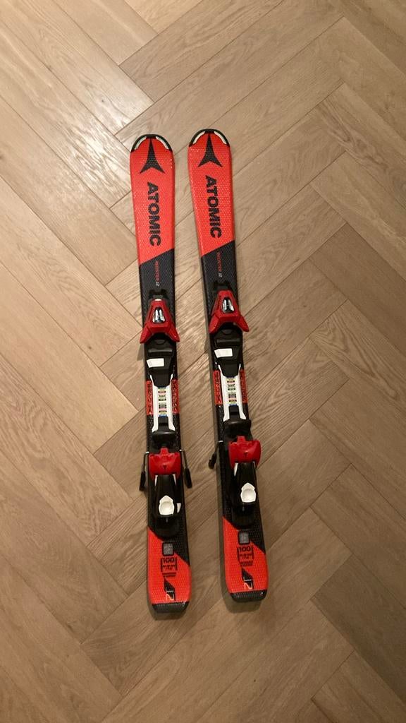 Ski's Atomic + Roces Skischoenen, Sport en Fitness, Skiën en Langlaufen, Ophalen, 140 tot 160 cm, Gebruikt, Carve