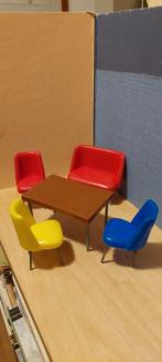 Retro poppenhuis meubeltjes 1 op 10?, Ophalen of Verzenden, Zo goed als nieuw, Poppenhuis