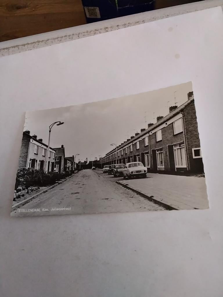 STELLENDAM. KON.JULIANASTRAAT, Verzamelen, Ansichtkaarten | Nederland, Ophalen of Verzenden, Voor 1920, Gelderland