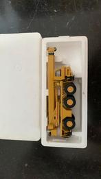 Grove GMK 3050, Hobby en Vrije tijd, Modelauto's | 1:50, Ophalen of Verzenden, Nieuw, Hijskraan, Tractor of Landbouw, Conrad