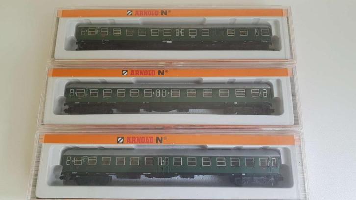 Arnold 3270/3271/3270 - Rijtuigen van de DB uit Ep III, Hobby en Vrije tijd, Modeltreinen | N-Spoor, Zo goed als nieuw, Wagon