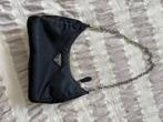 Prada re-edition 2005 re-nylon, Sieraden, Tassen en Uiterlijk, Tassen | Damestassen, Ophalen, Zo goed als nieuw, Zwart, Handtas