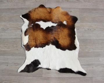 Luxe Kalfsvel Kalfshuid  bont gevlekt Bruin-Wit Decoratief  beschikbaar voor biedingen