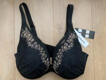 Prachtige NIEUWE beugel-bh van Empreinte (80F) beschikbaar voor biedingen