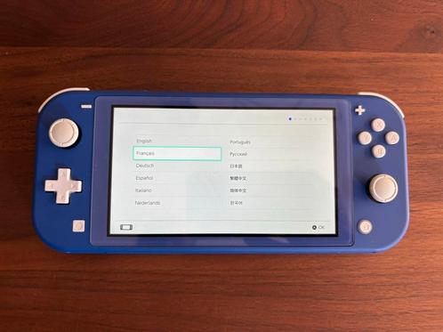 Nintendo switch lite, Spelcomputers en Games, Spelcomputers | Nintendo Switch Lite, Zo goed als nieuw, Ophalen of Verzenden