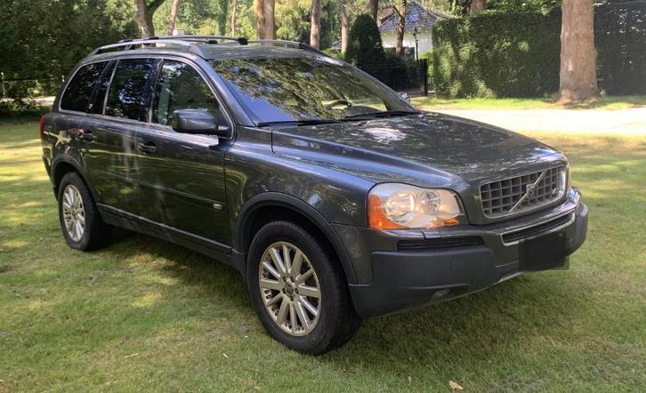 XC90 V8 exclusive 165.000 KM, Auto's, Volvo, Particulier, XC90, 4x4, ABS, Alarm, Boordcomputer, Lichtmetalen velgen, Mistlampen