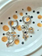 Zilveren strikjes oorbellen, Sieraden, Tassen en Uiterlijk, Oorbellen, Verzenden, Nieuw, Knopjes of Stekers, Zilver