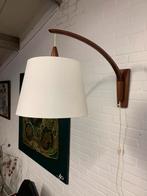 Lamp vintage retro Deense teakhouten wandlamp jaren 60., Huis en Inrichting, Lampen | Wandlampen, Ophalen of Verzenden