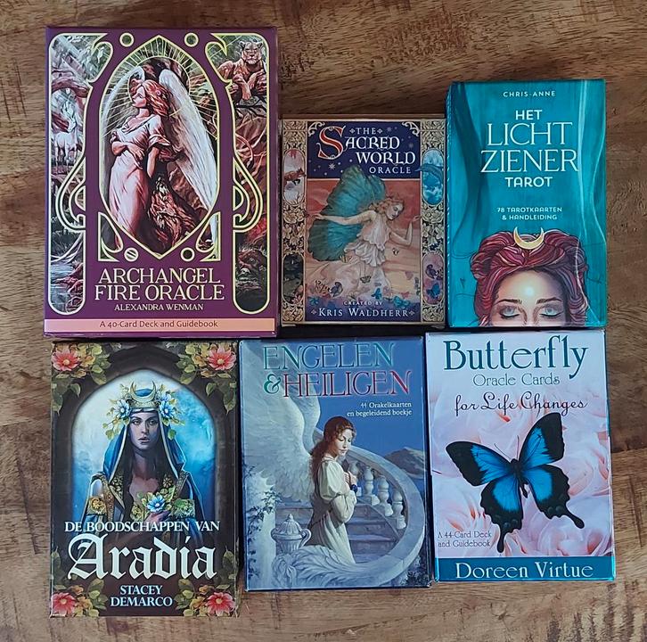 Diverse spirituele kaartendecks, Boeken, Esoterie en Spiritualiteit, Zo goed als nieuw, Overige typen, Spiritualiteit algemeen