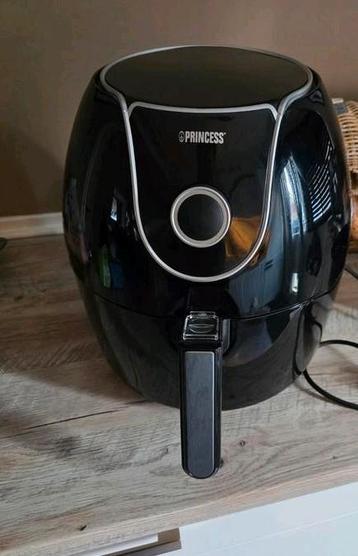 princess airfryer xxl beschikbaar voor biedingen