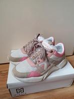 Nieuw Nikkie dames sneakers / gympen maat 39 echt leer, Beige, Nieuw, Ophalen of Verzenden, Sneakers of Gympen