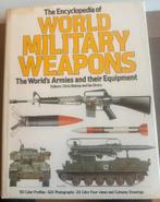 World military weapons, Gelezen, Chris Bishop and Ian Drury, Ophalen of Verzenden, Algemeen