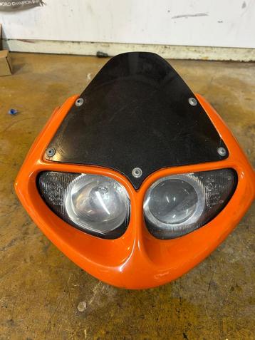 Stuurkuipje Suzuki GSF600 / Universeel beschikbaar voor biedingen