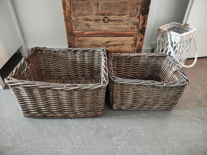 Haardhout manden - Decoratieve manden, Huis en Inrichting, Woonaccessoires | Schalen en Manden, Zo goed als nieuw, Rond, Riet