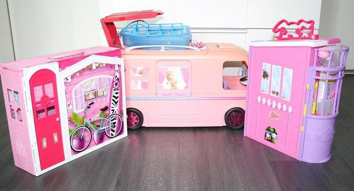 Barbie Camper - Barbie Vakantiehuis - Barbie Dierenkliniek, Kinderen en Baby's, Speelgoed | Poppenhuizen, Zo goed als nieuw, Poppenhuis