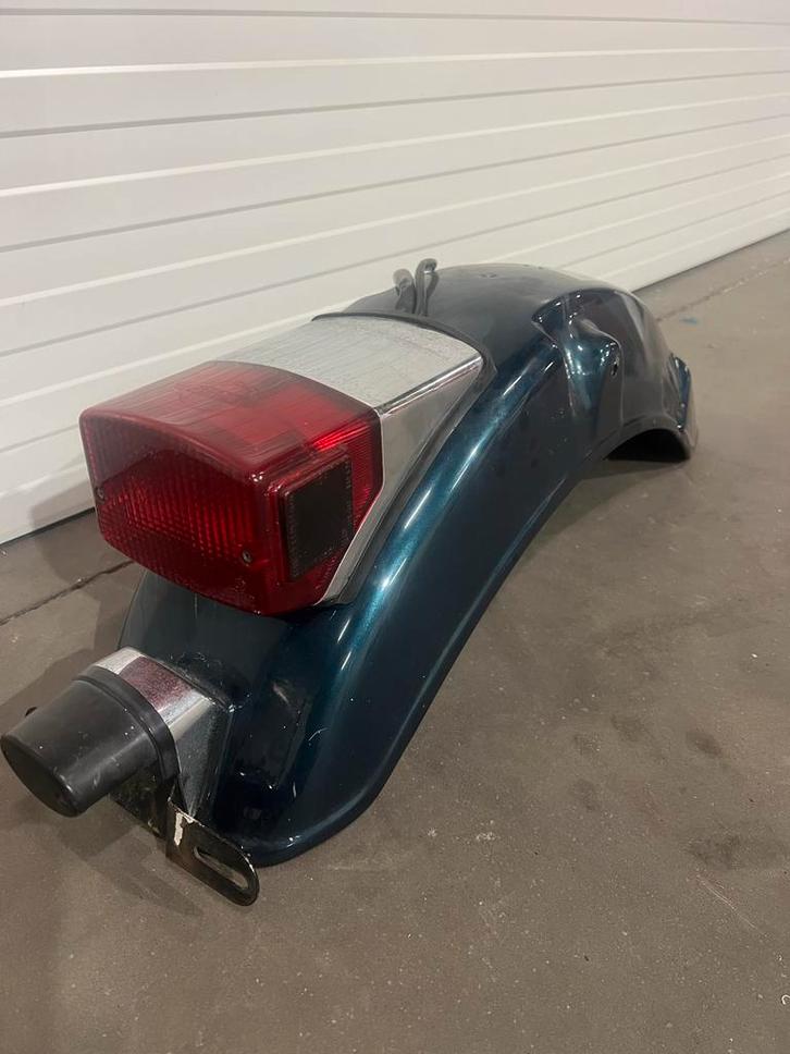 Kawasaki VN750 Origineel Achterspatbord met Verlichting, Motoren, Onderdelen | Kawasaki, Gebruikt, Ophalen of Verzenden