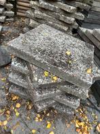 Diverse tegels en opsluitbanden gratis af te halen!, Tuin en Terras, Tegels en Klinkers, Ophalen, Gebruikt, 10 m² of meer, Beton