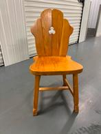 4 stoelen in chalet style lekkere stevige stoelen van hout, Ophalen, Zo goed als nieuw, Bruin, Hout