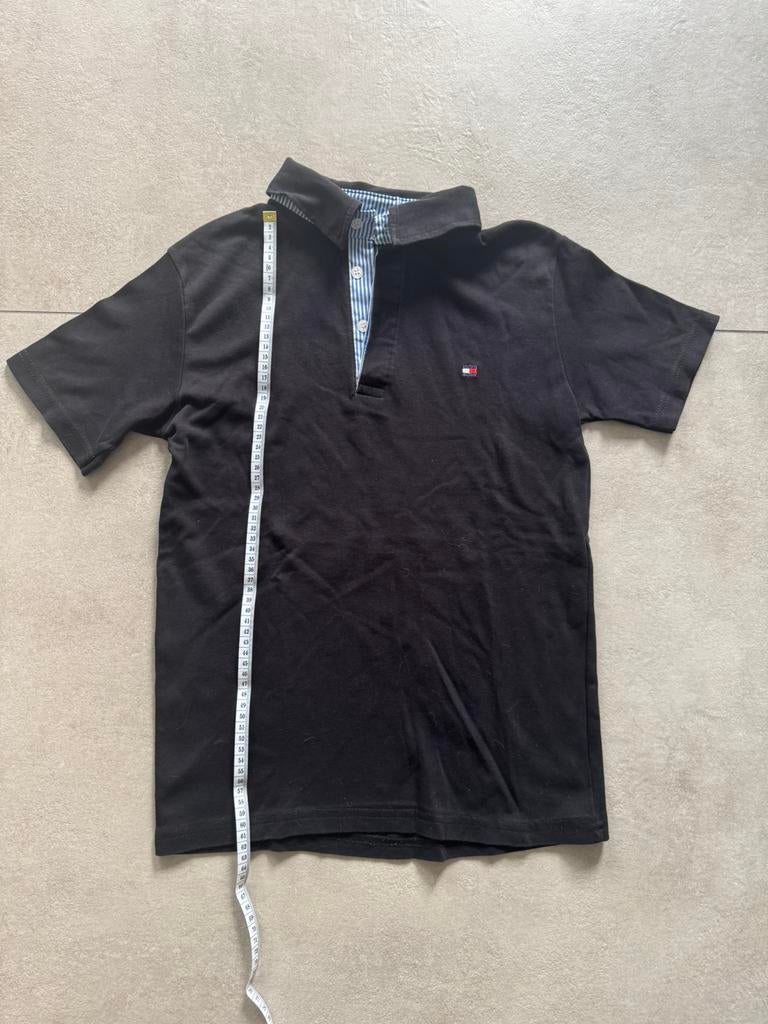 Tommy Hilfiger Polo – Zwart – Maat M, Kleding | Heren, Polo's, Ophalen of Verzenden, Zo goed als nieuw, Maat 48/50 (M), Zwart