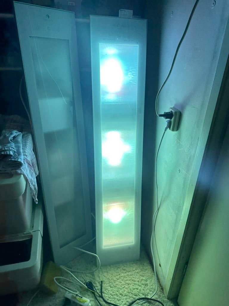 Sunshower Combi White 2021 IR & UV - Well-Fair Edition, Ophalen, Zo goed als nieuw, Zonnebank enkelzijdig, Minder dan 10 lampen