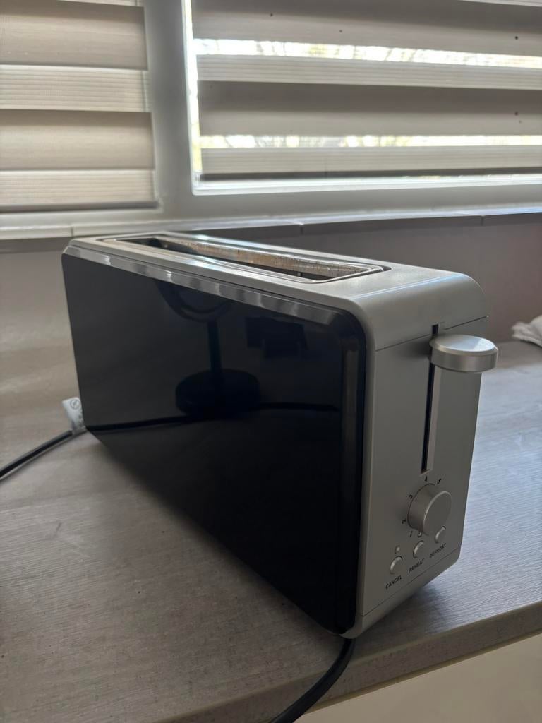 Toaster / broodrooster, Witgoed en Apparatuur, Broodroosters, Ophalen of Verzenden, Zo goed als nieuw