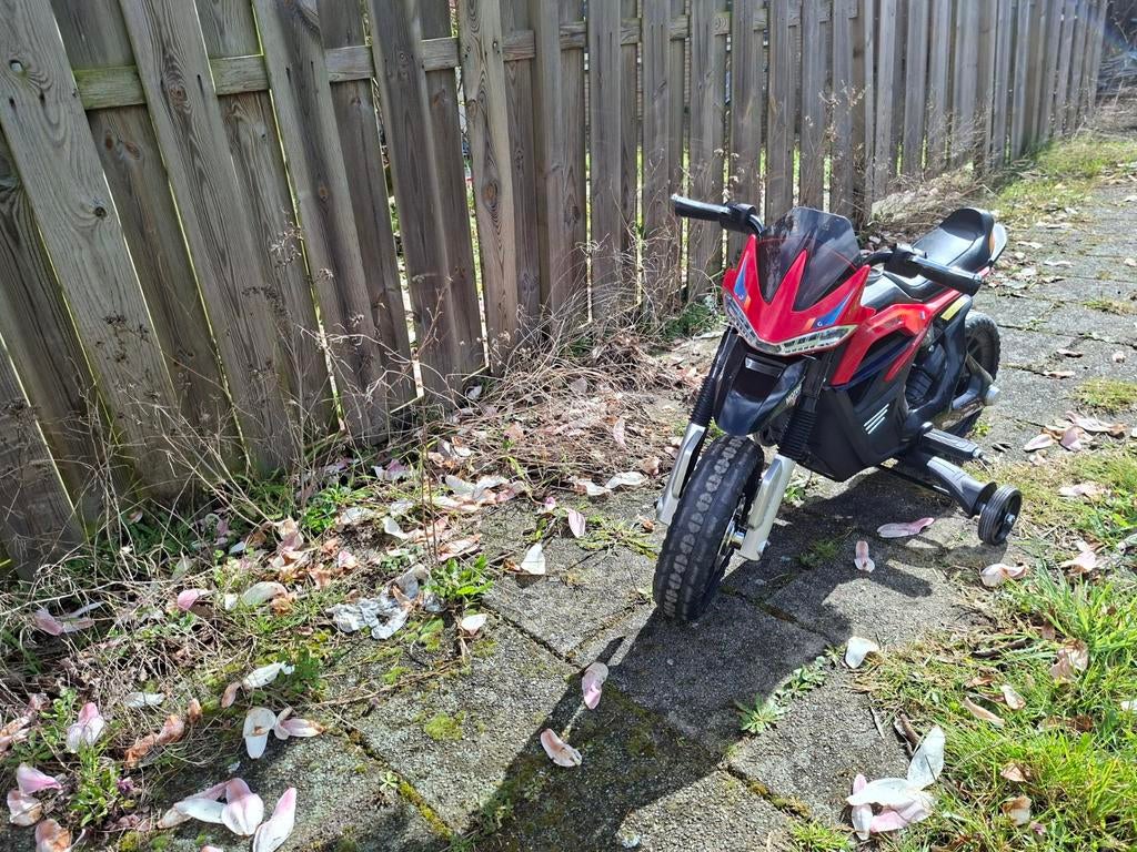 Kleine elektrische kinder moter, Ophalen, Zo goed als nieuw, Elektrisch, Overige modellen