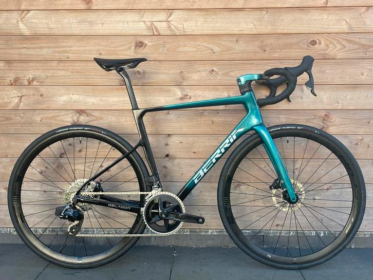 Berria Belador full carbon racefiets maat M Sram Rival AXS, Fietsen en Brommers, Fietsen | Racefietsen, Zo goed als nieuw, Overige merken