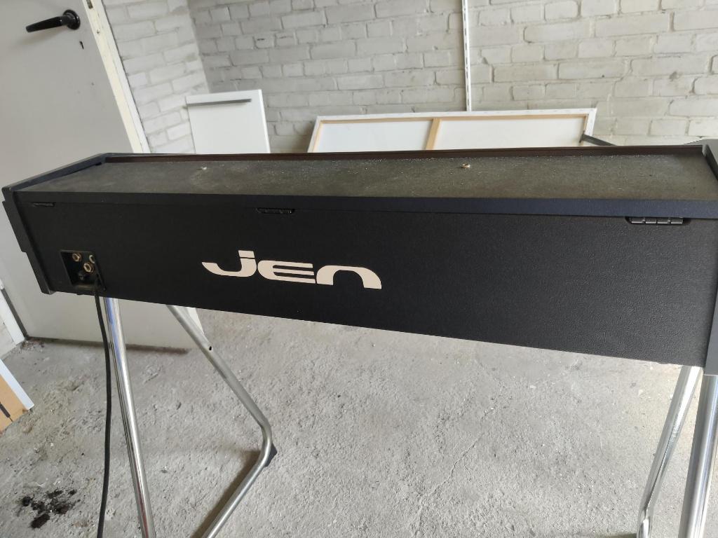 Keyboard JEN Brio 61P, Muziek en Instrumenten, Keyboards, Met standaard, Ophalen, Overige merken, 61 toetsen