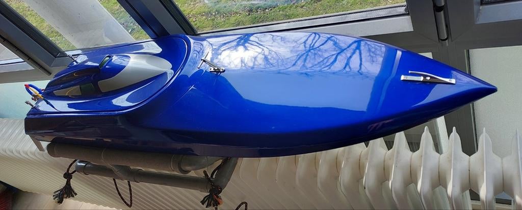 RC Powerboat romp AC Razor 45 met accessoires, Ophalen, Gebruikt