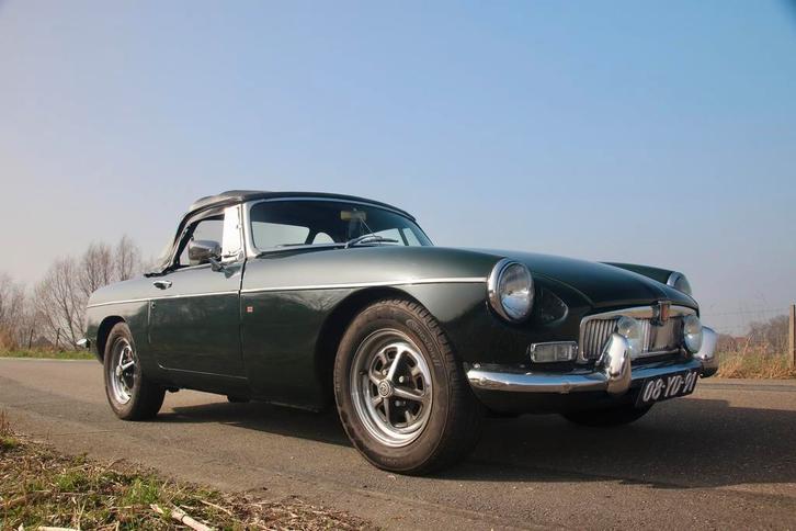 MG B Roadster 1974 Groen MGB Cabriolet, Auto's, MG, Particulier, B, Bluetooth, Benzine, Cabriolet, Handgeschakeld, Geïmporteerd