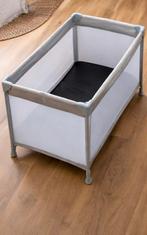 Campingbedje met matras, Kinderen en Baby's, Babywiegjes en Ledikanten, Ophalen, Zo goed als nieuw, Reisbedje