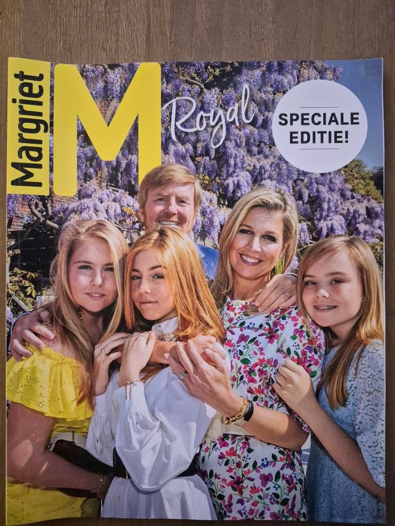 Margriet en Libelle speciale editie Royal., Ophalen of Verzenden, Damesbladen