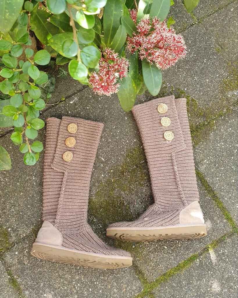 UGG Knitted Warmlined Boot 38, Ophalen of Verzenden, Zo goed als nieuw, Bruin