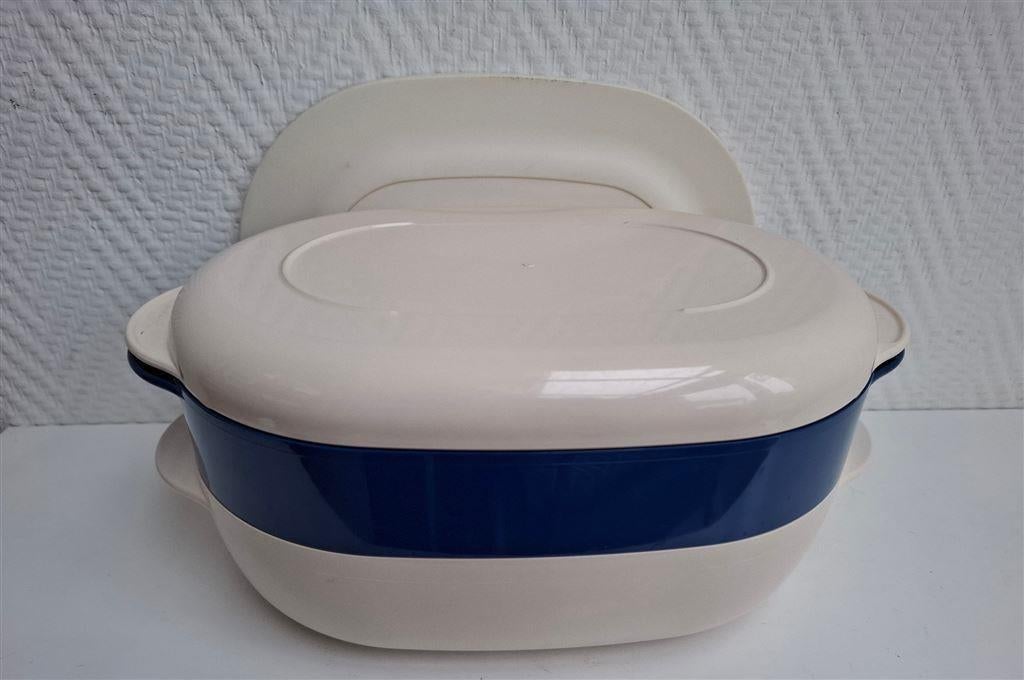 Micro+, Microplus, Tupperwave200, 1,5 liter, netjes, 4 delig, Ophalen of Verzenden, Gebruikt, Crème, Schaal