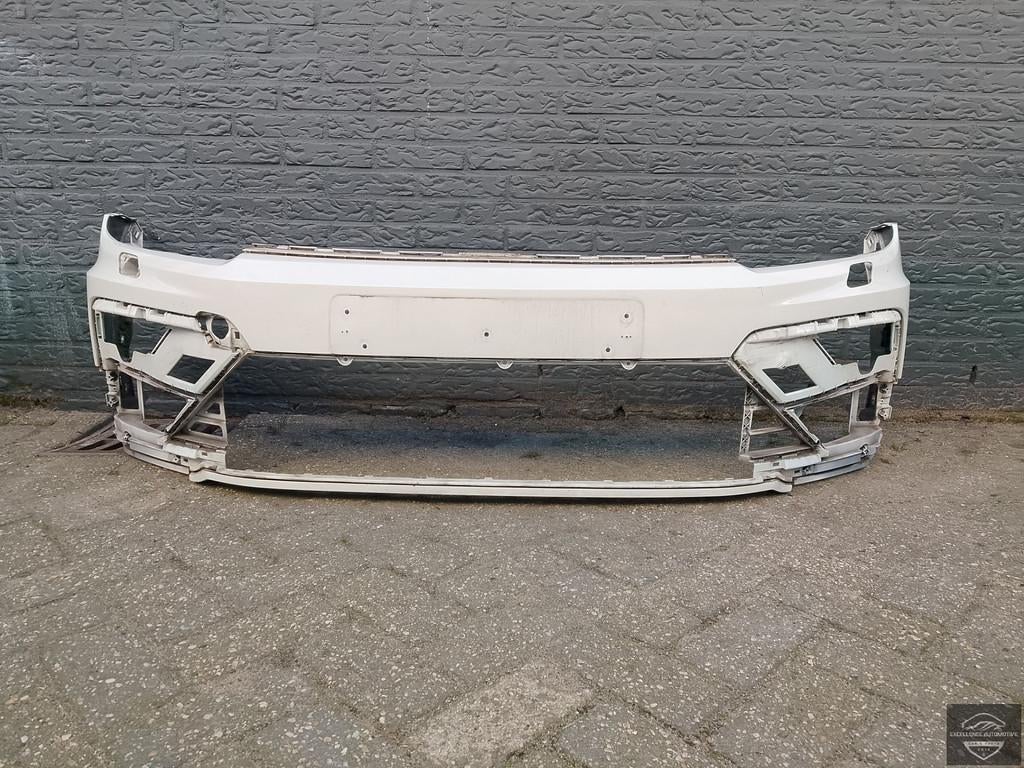 VW Tiguan 5NA R-Line 2016-2020 Voorbumper 4xPDC KLS Originee, Gebruikt, Volkswagen, Volkswagen AG, Bumper