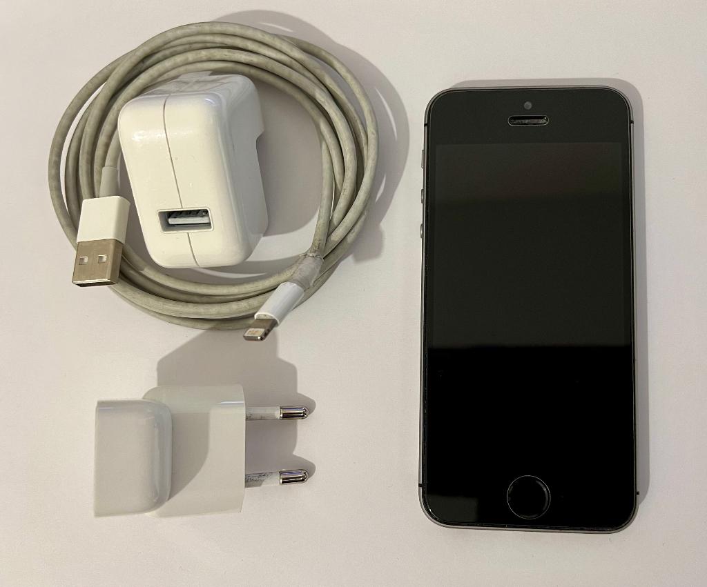 iPhone SE (2016) | 32 GB | spacegrijs | Uitstekend, Refurbished, Ophalen of Verzenden, Zonder simlock, Grijs