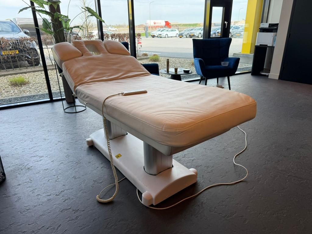 Weelko Tensor spabed / massagebed met 4 motoren, Sport en Fitness, Massageproducten, Ophalen, ., Massagetafel, Zo goed als nieuw
