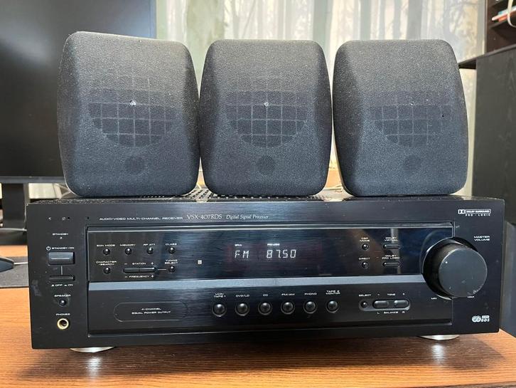 Pioneer VSX-407RDS Receiver + 3 Pioneer Speakers, Audio, Tv en Foto, Versterkers en Receivers, Zo goed als nieuw, 5.1, 60 tot 120 watt