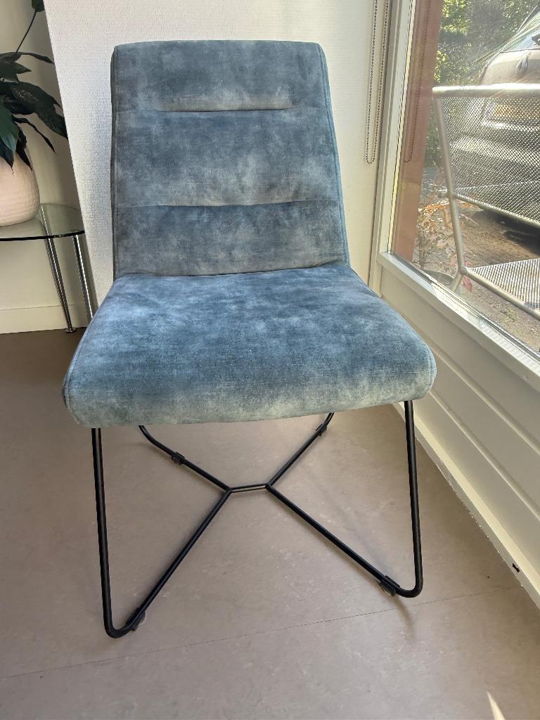 Set van 6 moderne eetkamerstoelen – blauw velours, Huis en Inrichting, Stoelen, Zo goed als nieuw, Vijf, Zes of meer stoelen, Metaal
