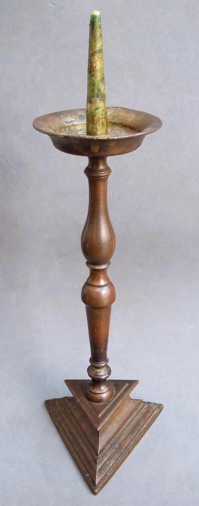 Omstreeks 1675 - 1700 Brons Bronzen Penkandelaar Kandelaar, Antiek en Kunst, Antiek | Kandelaars, Koper of Brons, Ophalen of Verzenden