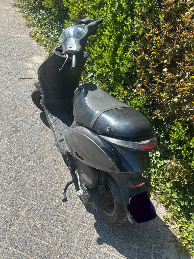 Piaggio zip, Fietsen en Brommers, Maximaal 45 km/u, Zip, Ophalen of Verzenden, Zo goed als nieuw