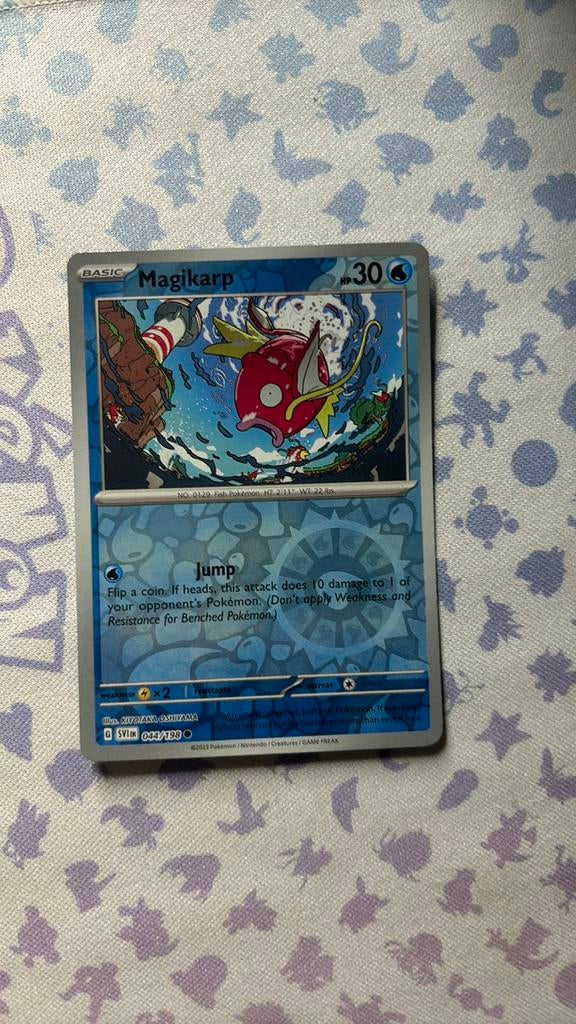 Magikarp, Hobby en Vrije tijd, Verzamelkaartspellen | Pokémon, Ophalen of Verzenden, Zo goed als nieuw