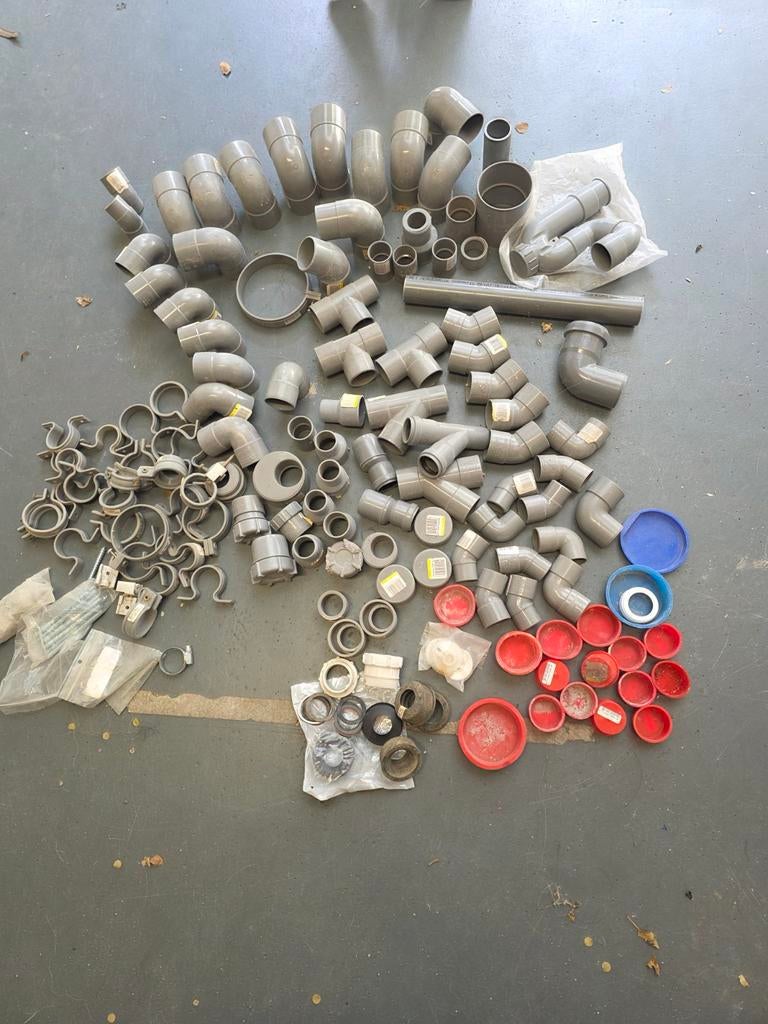 Partij PVC hulpstukken, Doe-het-zelf en Verbouw, Buizen en Afvoer, Afvoer, Pvc, Ophalen of Verzenden, Zo goed als nieuw