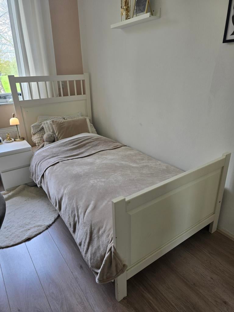 Gratis ophalen: Eenpersoonsbed Ikea, Huis en Inrichting, Slaapkamer | Bedden, Gebruikt, 90 cm, Eenpersoons, Wit
